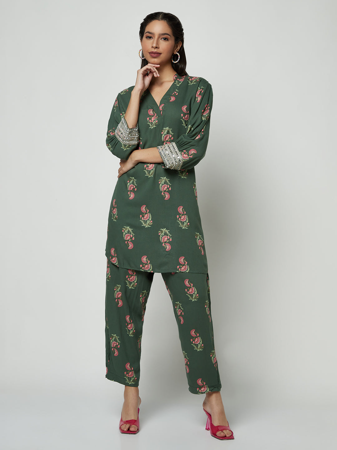 Green Embellished Sleeves Kurta Set