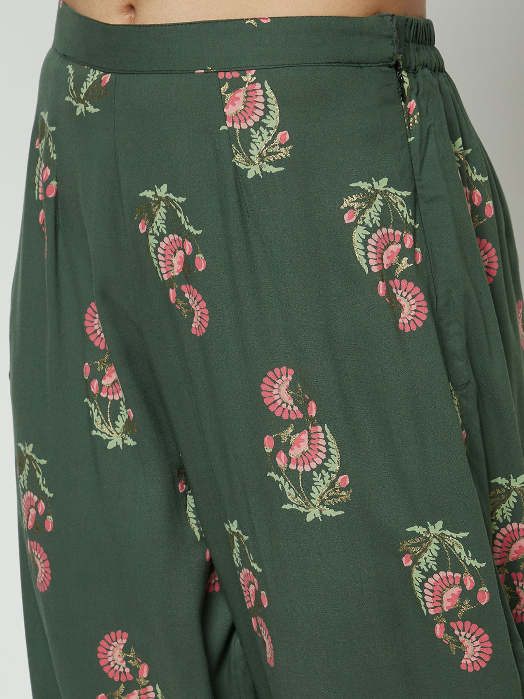 Green Embellished Sleeves Kurta Set